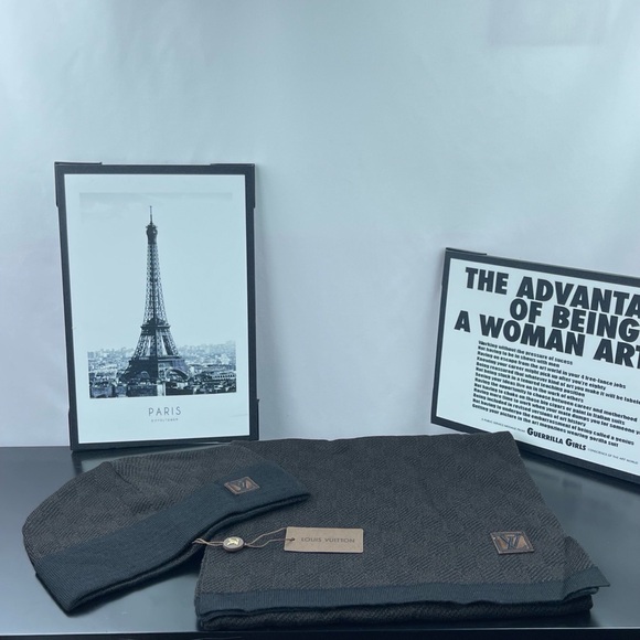 Louis Vuitton Dark Gray Scarf and Hat Set - Picture 1 of 7